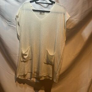 Look By M White Tank Top with Pockets